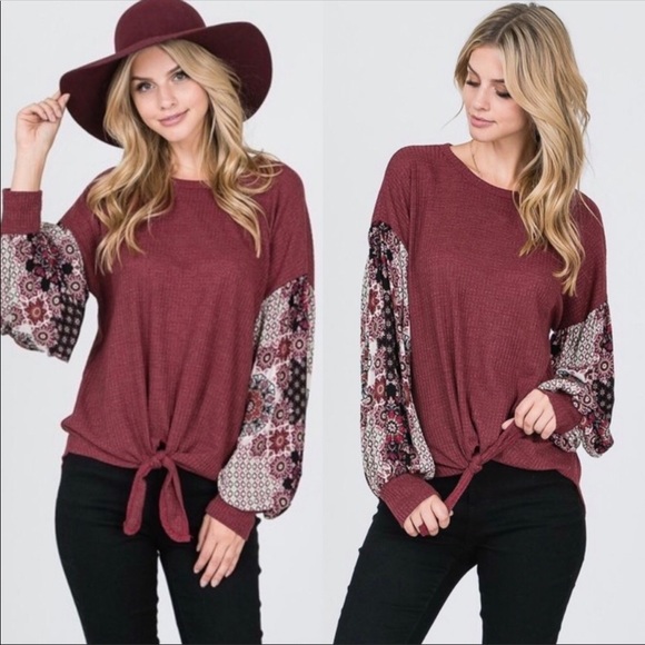 SB Glam Tops - NEW!❗️LAST ONE❗️FRONT TIE TOP WITH FLORAL SLEEVES.